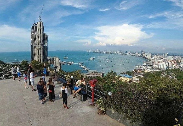 Pattaya City Tour: Big Buddha, Viewpoint and Gems Gallery
