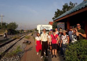 Half-Day Railway Market and Floating Market Tour in Thailand