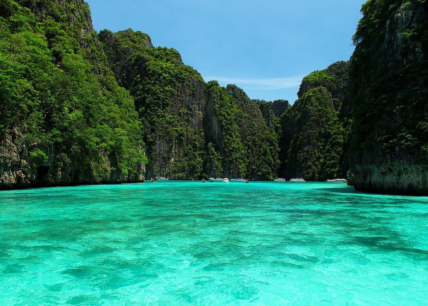 Full-Day Phi Phi Islands Tour with Lunch from Krabi