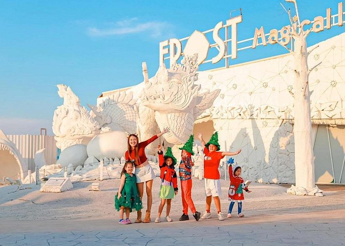 Pattaya Frost Magical Ice of Siam with Ice Glass Drink