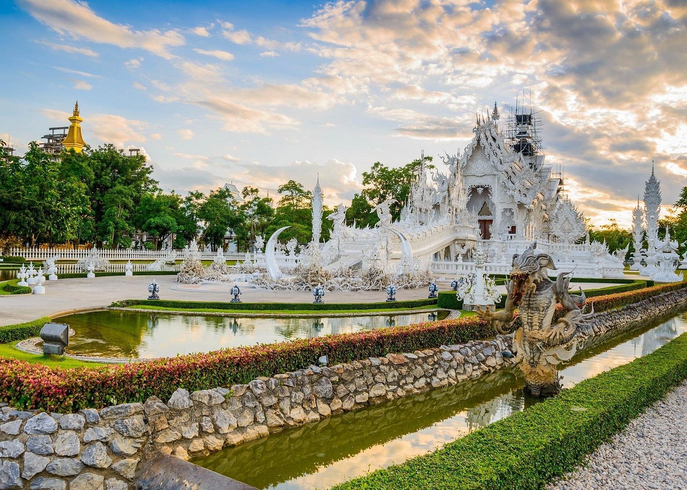 Chiang Rai White Temple, Blue Temple and more from Chiang Mai