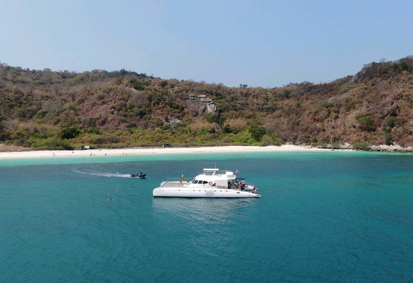 Pattaya Full-Day 3 Tropical Island tour (Snorkeling Cruise with Buffet)