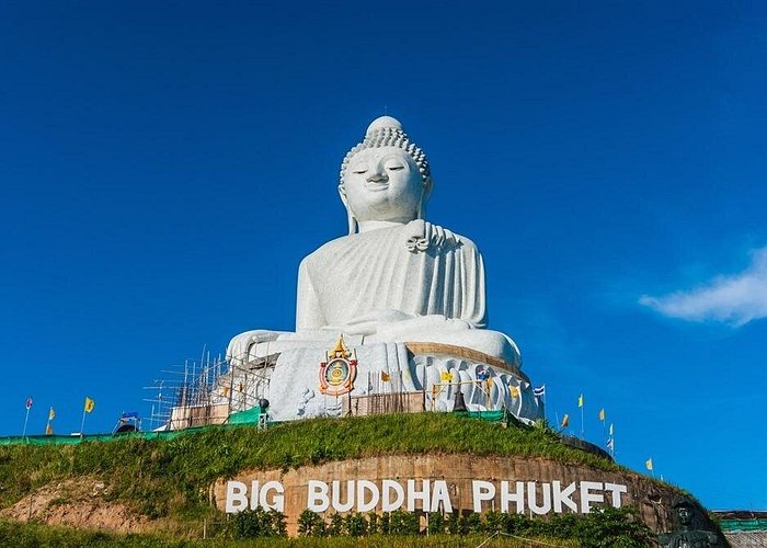 Phuket Private Car & Driver: Explore & Customize Your Day