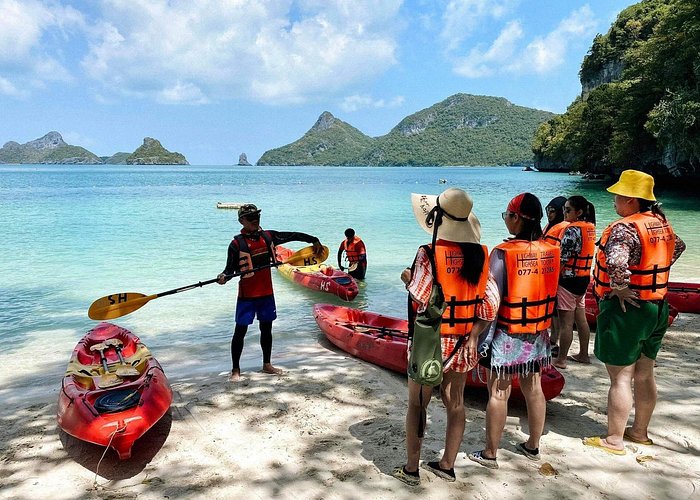 Angthong Marine Park Full-Day Speed boat Tour