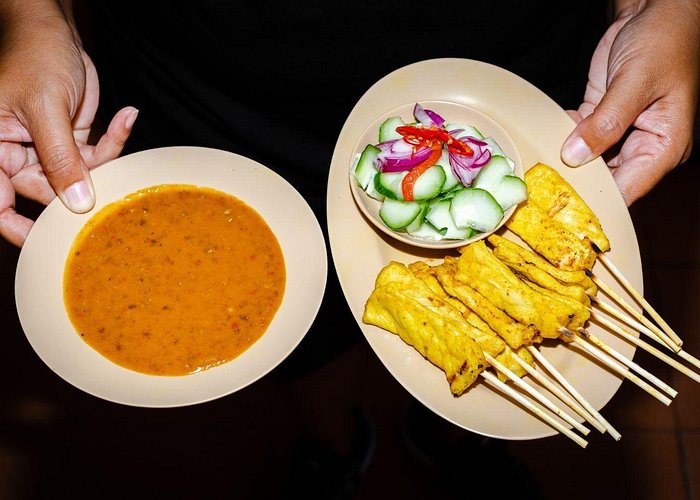 Southern Flavors Phuket Food Tour with 15+ Tastings