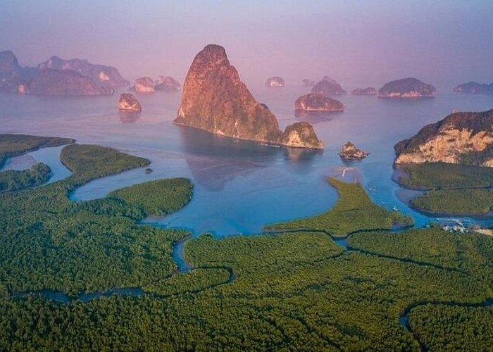 Premium Speedboat Tour: James Bond Island, Phuket