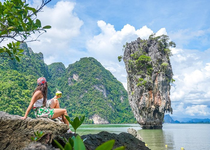 Day Trip to James Bond (Canoeing & Kayaking Islands & Lunch)